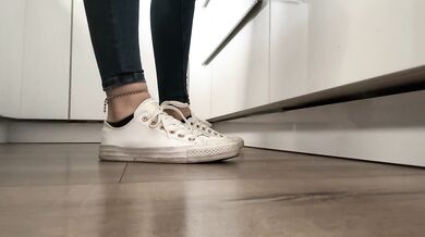 how you would like to secretly smell my sweaty feet