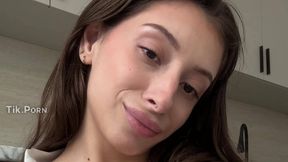 Video submited by @Teressa @Showing Boobs and #Petite #Brunette #Nude #Small Tits gratis porno nsfw | Tik.Porn