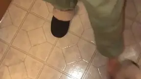 Fan Requested WEDDING RING CUMSHOT: Handjob & Cumshots aimed for all her rings on both hands Video