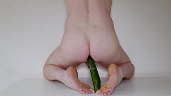 Anal cucumber dildo