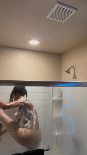 Watch me shower💦