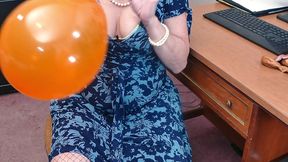 ms lee s sex ed - balloons or blowjobs