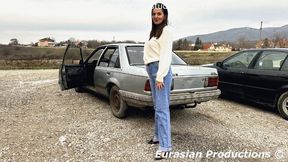 297 - Jessy revs hard Opel Rekord