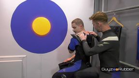 guyzin2rubber, wet suits to rubber