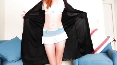 Teen redhead strips teasingly on Halloween night for her Harry Potter lover