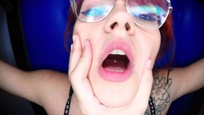 fui dominada pelo safado e ele me tratou bem mal