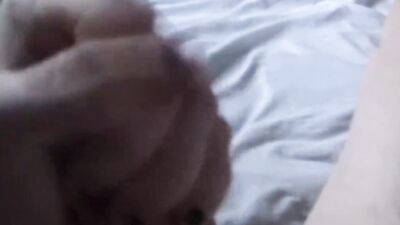 Amateur emo is jerking off in this homemade solo performance