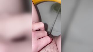 Longest piss ever after drinking so much