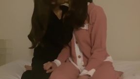 もうだめ…またイッちゃう…。 可愛い彼女は何度も体が反応しちゃう♡ 素人/レズビアン/巨乳 拉致/女同/ 【lesbian】Lovey-dovey sex before going to bed.