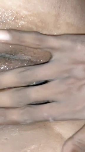 Desi Indian GF BF OYO sex squirt 3 time&#039;s hard-core tight pussy hindi sex , Desi beautiful Indian girl tight pussy&hellip;   Clip 1