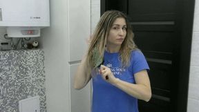 I comb my damp hair and then blow dry it MP4 FULL HD 1080p