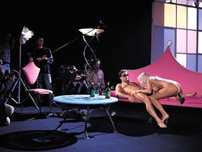 Call Girl & Fashion, Report