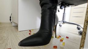 Unaware Giantess Under the Table Pt 3