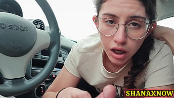 POV BLOWJOW CUM IN THROAT INSIDE CAR RAINY DAY