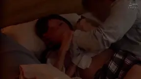 Sexy Cuckolded Wife Rubs Her Legs & Takes Raw Cock In Ass For Voyeurs To Watch Live