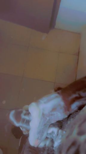 Wash my dick with me