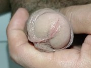 pissing caliente en baño publico, golden shower