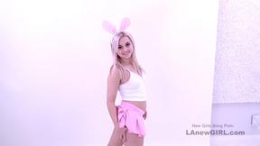 ”Teen Bunny in pink gets banged & rims at audition”