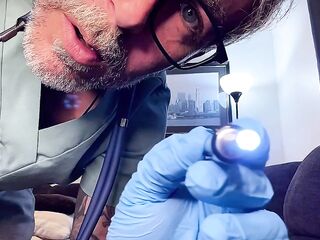 Hunk Doctor Bangs Patient