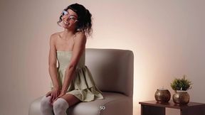 she had her first anal sex during a casting with a huge cock. (18 years old)