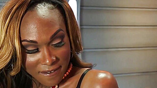 Huge dick ebony tranny anal fucks dude