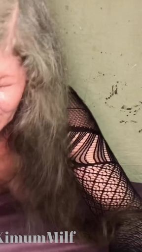 Submissive Wife’s Pussy Eaten, Fingered, & Fucked! Maxxximummilf