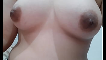 Thick Filipina Babe Does Boob Play, Suck Those Nipples Darling