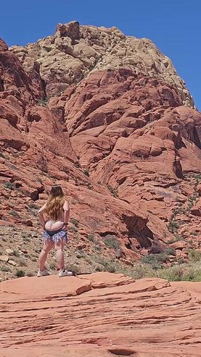 Behind the Scenes Photo Shoot - Ashley at Red Rock Canyon