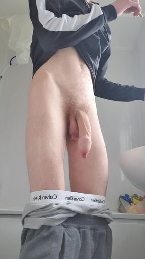 Twink getting undressed and wanking bending over close up tight and skinny