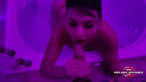 a espetacular atriz melody antunes recebeu um belo convite do amigo dotado pro motel e la a boquinha de veludo ganhou a melhor gozada do xvideos dentro da hidro! confira!