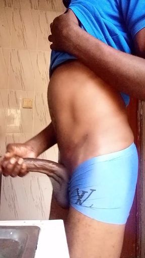 African Huge Cock Displayed Publicly Mastabating and Cum