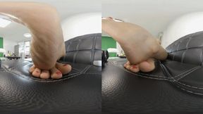 ANNA leisurely sundries her smelly feet at 180 degrees in 3D VR