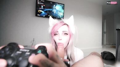 Bitch fucks my dick while I play Genshin Impact - pinkloving