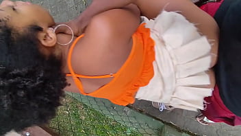 O EX DA MINHA AMIGA ME FUDEU NA PRACINHA