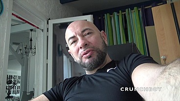 HEY MAN I AM NOT GAY BUT OK TO SUCK ME BECAUSE I AM HOT