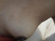 Mi amiga me ayuda a sacarme la leche