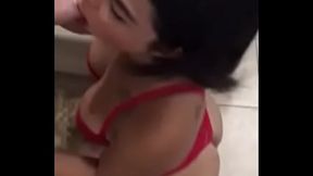 Tranny chupando tremenda