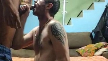 Dando para o vizinho maloca