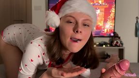 Gentle New Year'_s blowjob and sex with a cute real girl