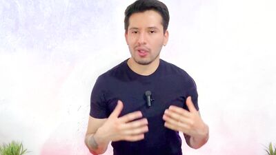 Boxeador dotado casado tiene sexo con su intimo amigo por que la esposa lo dejo