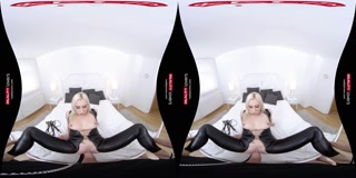 BDSM MILF Domina in VR Porn