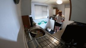 Danielle Does The Dishes