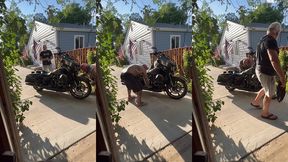 update #103 (september 13, 2022) me and jim love washing my harley in the hot ass sun!