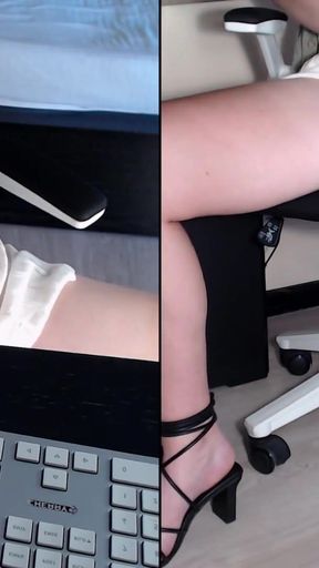 Stunning moment from &quot;Livecam - Play with my toy and cum in my pussy! With countdown&quot;