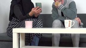 ”For his help he wants to taste a niqab beaver”