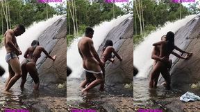 sexo gostoso na beira da cachoeira dana bueno foi a cachoeira com o lutador de mma allan guerra gomes