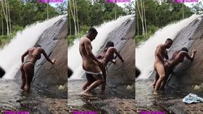 sexo gostoso na beira da cachoeira dana bueno foi a cachoeira com o lutador de mma allan guerra gomes