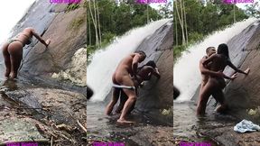 sexo gostoso na beira da cachoeira dana bueno foi a cachoeira com o lutador de mma allan guerra gomes