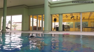 Hot underwater babe Lady Dee swims naked