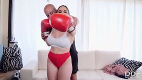 Knockout Blowjobs: Females GIVE it to Men